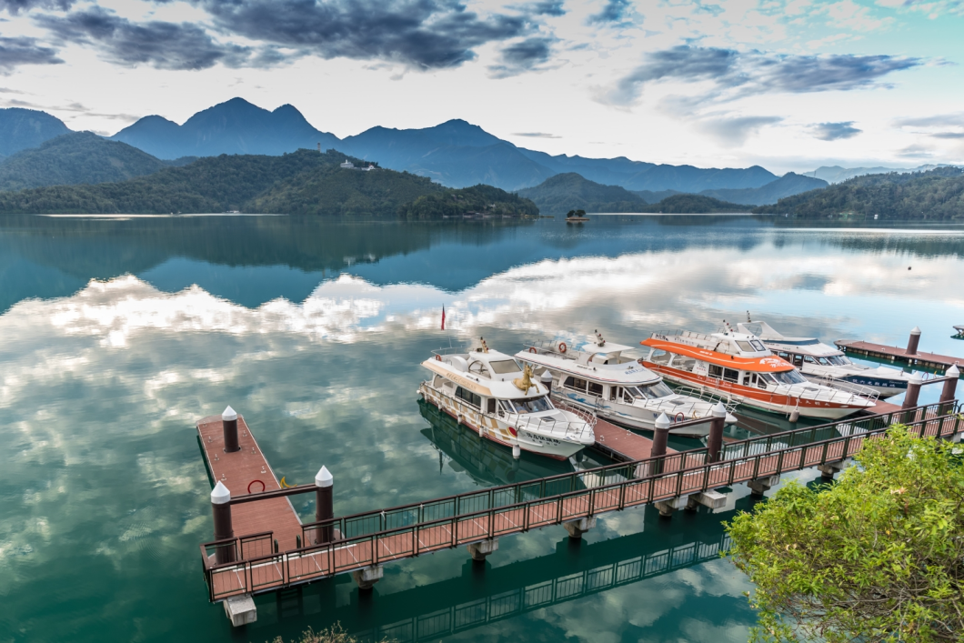 Du Lịch Đài Loan: Cao Hùng – Đài Trung – Đài Bắc – Ngắm Hoa Anh Đào Rừng Quốc Gia Alishan