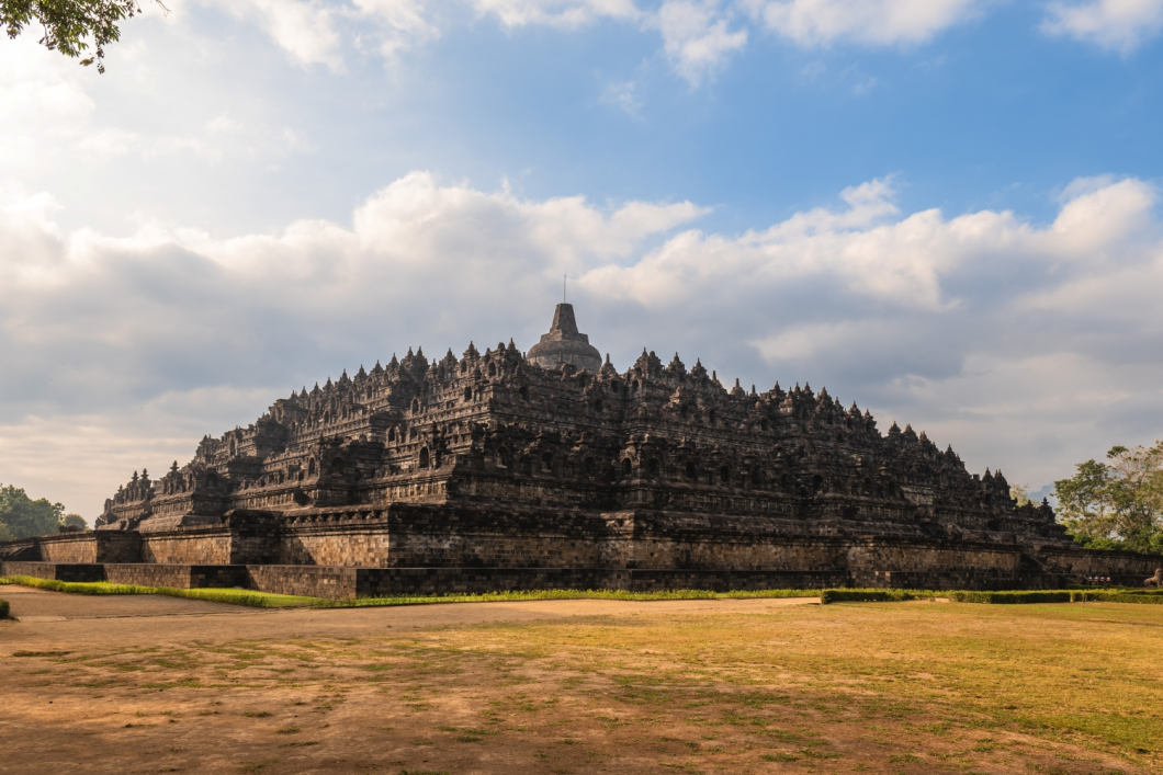 Du Lịch Indonesia: Yogyakarta - Borobudur - Dieng - Prambanan - Hành Trình Di Sản Bằng Tàu Hỏa