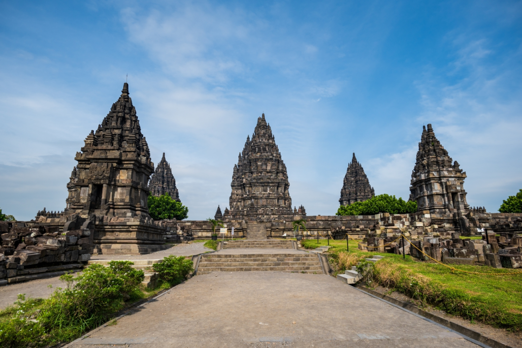 Du Lịch Indonesia: Yogyakarta - Borobudur - Dieng - Prambanan - Hành Trình Di Sản Bằng Tàu Hỏa