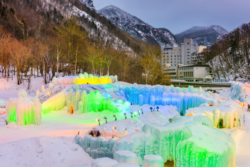 Du Lịch Nhật Bản: Hokkaido - Sapporo - Trải Nghiệm Tàu Phá Băng - Asahikawa - Kamikawa - Monbetsu - Furano - Otaru