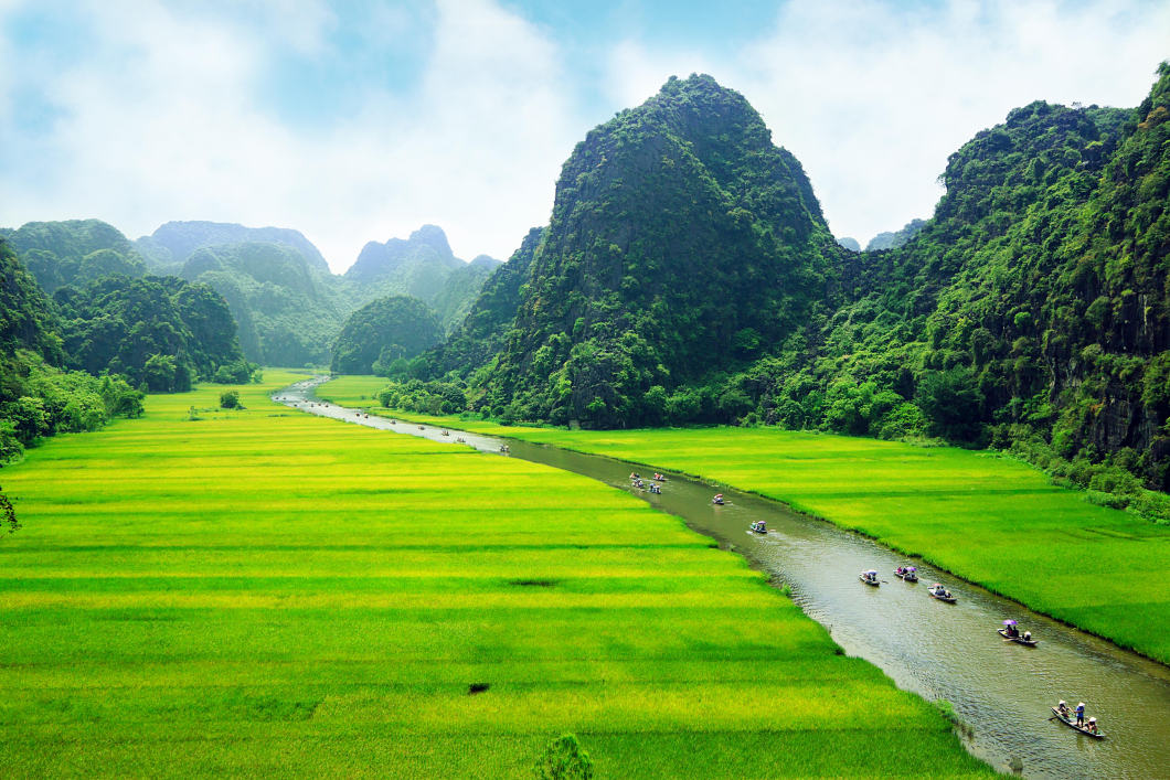 Du Lịch Hà Nội - Tuyệt Tình Cốc - Bái Đính - Tràng An - Hạ Long - Yên Tử - Sapa - Fansipan