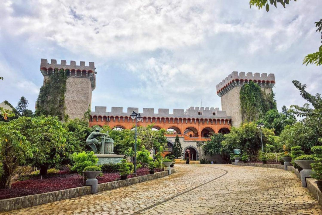 Du Lịch Phan Thiết: Thanh Minh Tự - Hana Beach - Làng Chài Xưa - Lâu Đài Rượu Vang