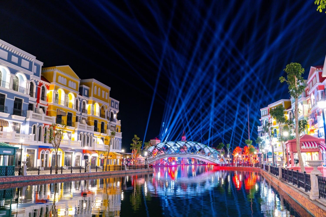 Du Lịch Phú Quốc: Đảo Hòn Thơm – Thị Trấn Địa Trung Hải – Vinpearl Safari – Grand World