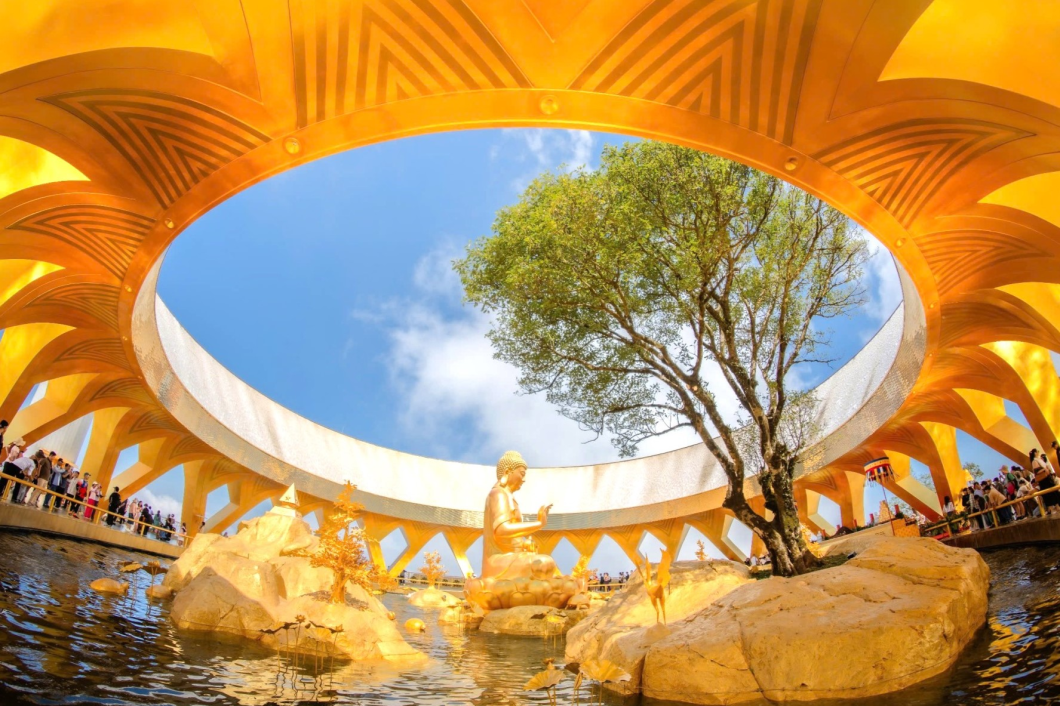 Du Lịch Tây Ninh (Lễ 30/04): Núi Bà Đen - Tòa Thánh Chùa Hang - Tâm An – Đỉnh Vân Sơn - Vườn Ưu Đàm