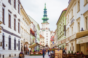 Du Lịch Đông Âu:  Cộng Hòa Séc - Đức - Áo - Slovakia - Hungary