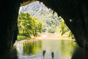 Du Lịch Hà Giang - Đồng Văn - Cao Bằng - Bắc Kạn