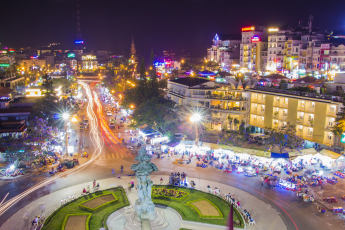 Du Lịch Đà Lạt: Quê Garden – Rừng Giao Hưởng – Nhà Thờ Domaine De Marie – Mongo Land