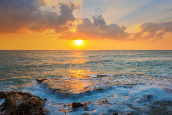 Du Lịch Vĩnh Hy - Ninh Chữ (Tết Âm Lịch 2026): Khu Du Lịch Trải Nghiệm Tanyoli - Vịnh Vĩnh Hy - Hang Rái - Trùng Sơn Cổ Tự - Tháp Chàm Po Klong Garai