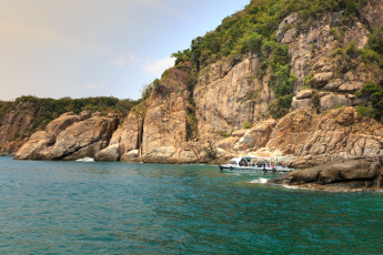 Du Lịch Vĩnh Hy - Ninh Chữ (Tết Âm Lịch 2026): Khu Du Lịch Trải Nghiệm Tanyoli - Vịnh Vĩnh Hy - Hang Rái - Trùng Sơn Cổ Tự - Tháp Chàm Po Klong Garai