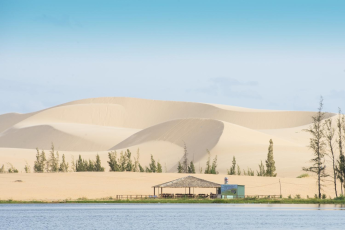 Du Lịch Phan Thiết: Thanh Minh Tự - Hana Beach - Làng Chài Xưa - Lâu Đài Rượu Vang