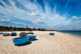 Du Lịch Phan Thiết: Thanh Minh Tự - Hana Beach - Làng Chài Xưa - Lâu Đài Rượu Vang