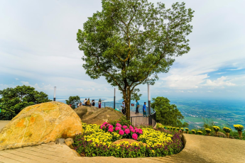 Du Lịch Tây Ninh: Núi Bà Đen – Tòa Thánh – Chùa Hang – Đỉnh Vân Sơn