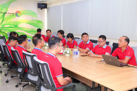 Đào tạo "Bộ Quy tắc Ứng xử & Chính sách Du lịch Bền vững" cho hướng dẫn viên