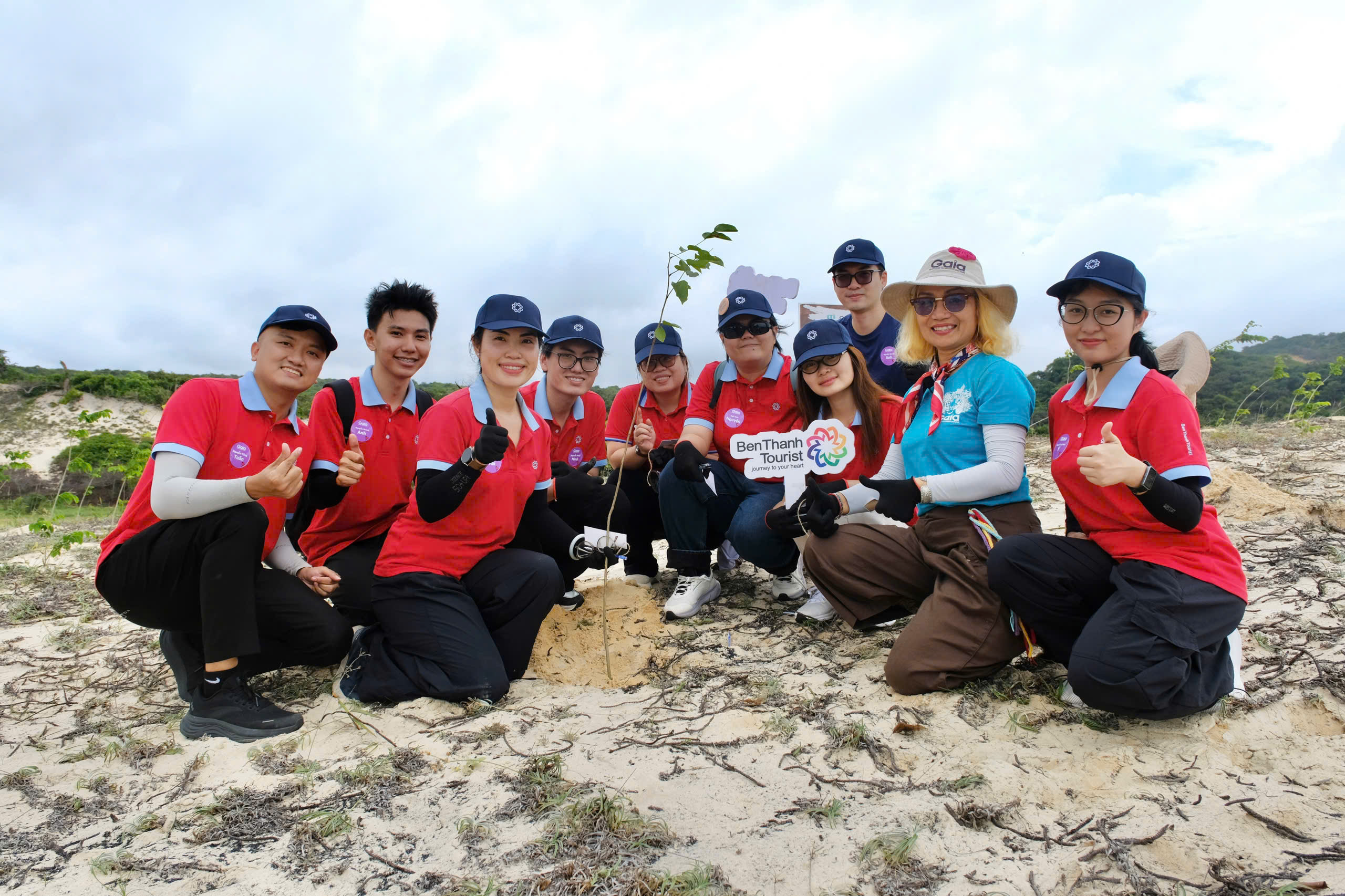 BenThanh Tourist tham gia hoạt động “Việt Nam Xanh hơn – Chung sức trồng rừng” tại Tà Kóu