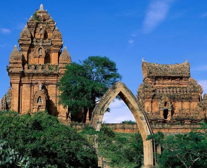 Mạng bán tour du lịch trực tuyến hàng đầu tại Việt Nam | BenThanh Tourist