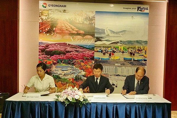 Mạng bán tour du lịch trực tuyến hàng đầu tại Việt Nam | BenThanh Tourist