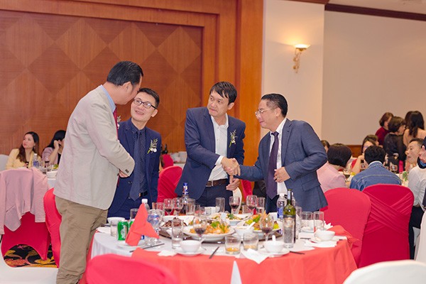 Mạng bán tour du lịch trực tuyến hàng đầu tại Việt Nam | BenThanh Tourist