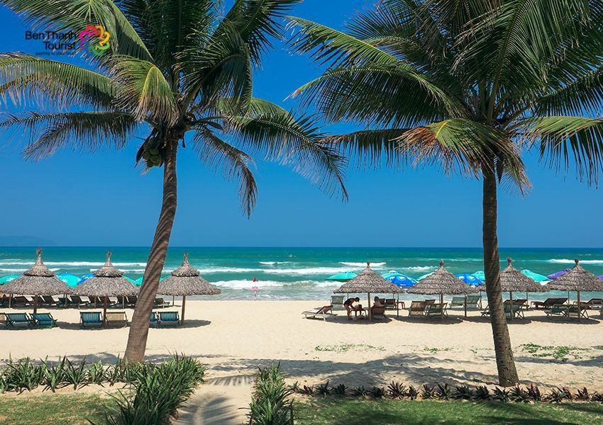 Da Nang travel guide for September: Enjoy swimming at My Khe beach, 'hunt' for beautiful photos