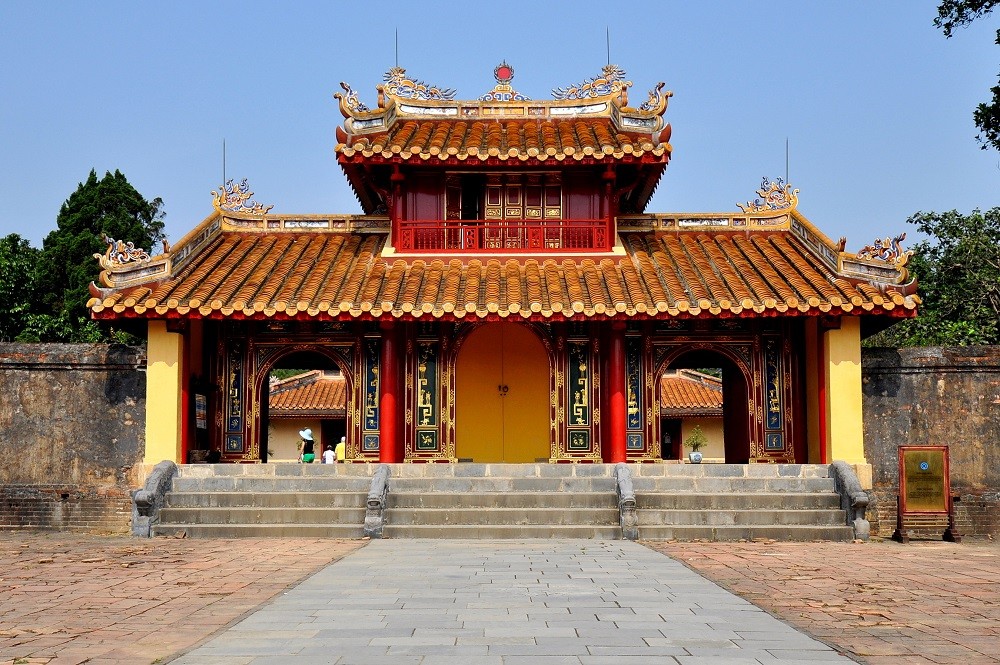 Mạng bán tour du lịch trực tuyến hàng đầu tại Việt Nam | BenThanh Tourist