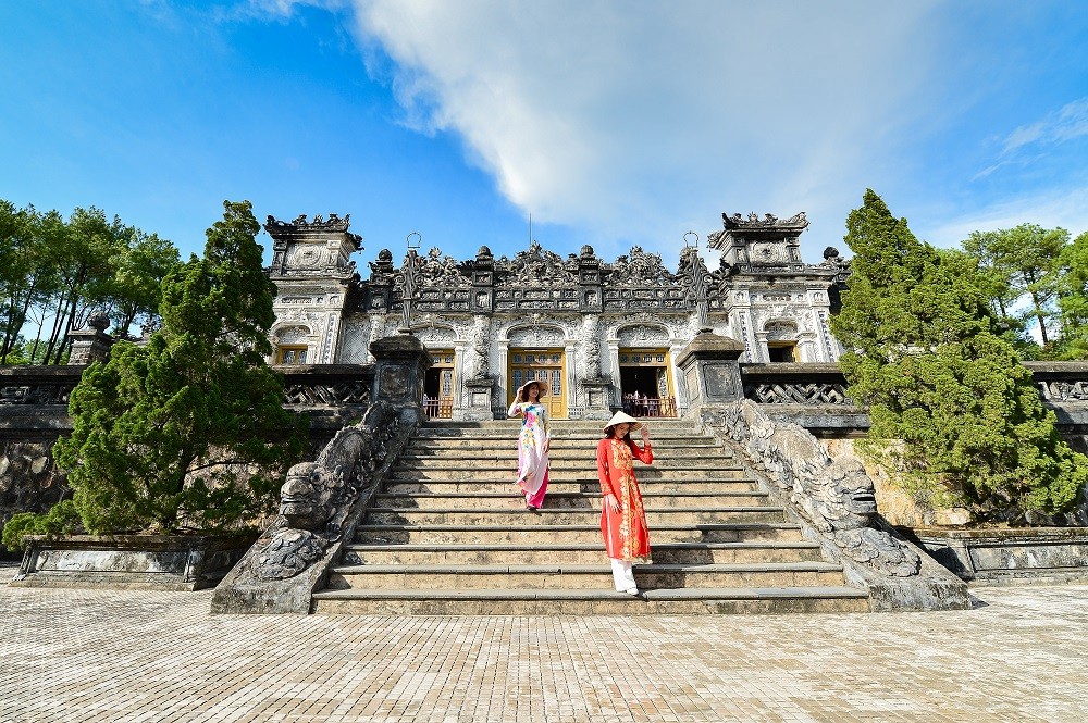 Mạng bán tour du lịch trực tuyến hàng đầu tại Việt Nam | BenThanh Tourist
