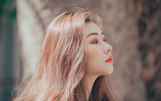 trang-diem-khi-di-du-lich-bien