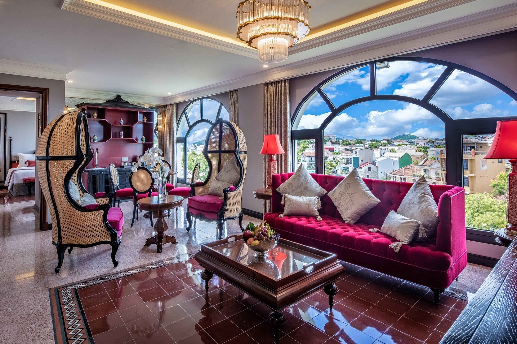 Mạng bán tour du lịch trực tuyến hàng đầu tại Việt Nam | BenThanh Tourist