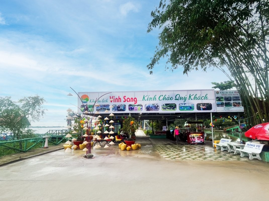 Mạng bán tour du lịch trực tuyến hàng đầu tại Việt Nam | BenThanh Tourist Mạng bán tour du lịch trực tuyến hàng đầu tại Việt Nam | BenThanh Tourist