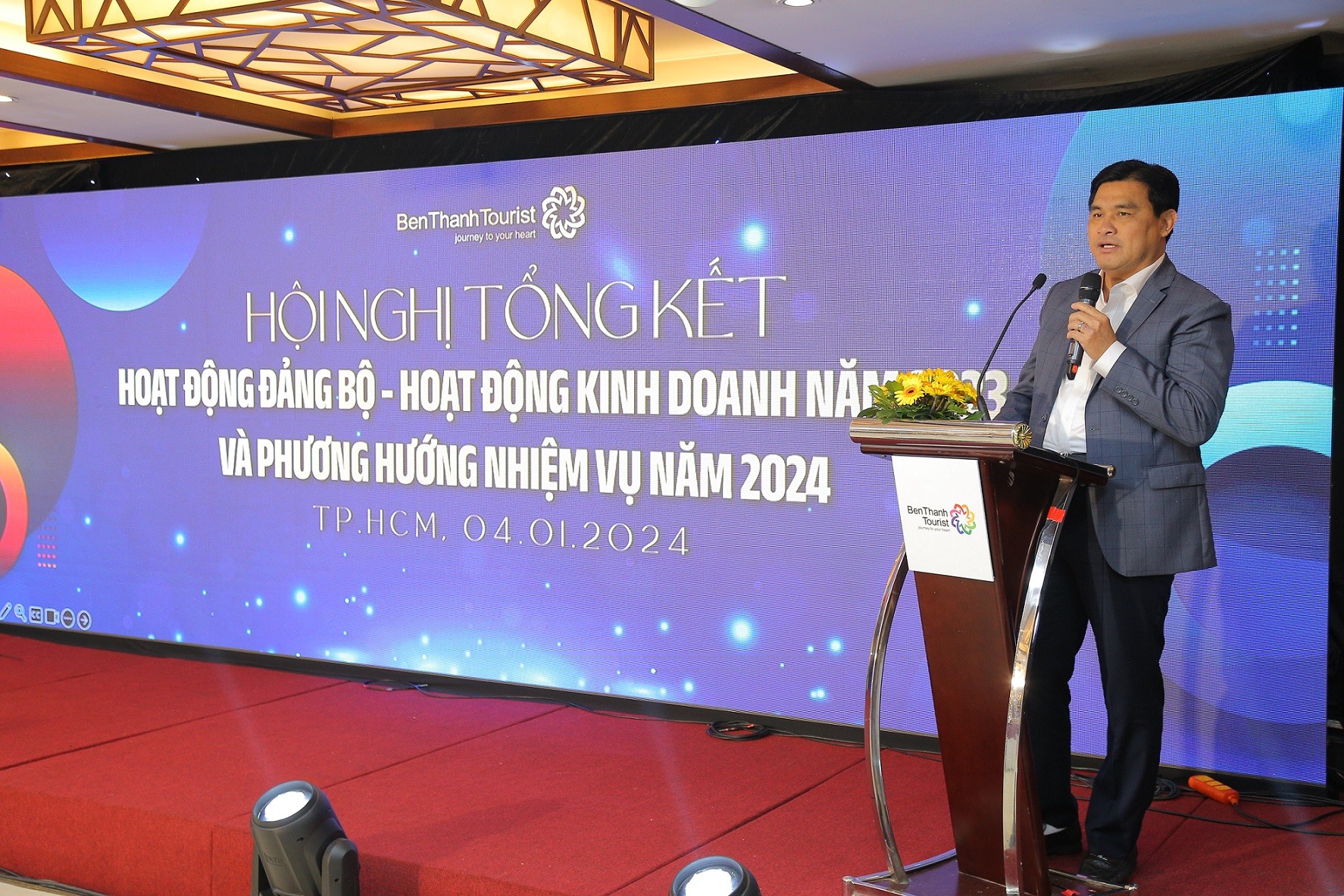 Mạng bán tour du lịch trực tuyến hàng đầu tại Việt Nam | BenThanh Tourist Mạng bán tour du lịch trực tuyến hàng đầu tại Việt Nam | BenThanh Tourist