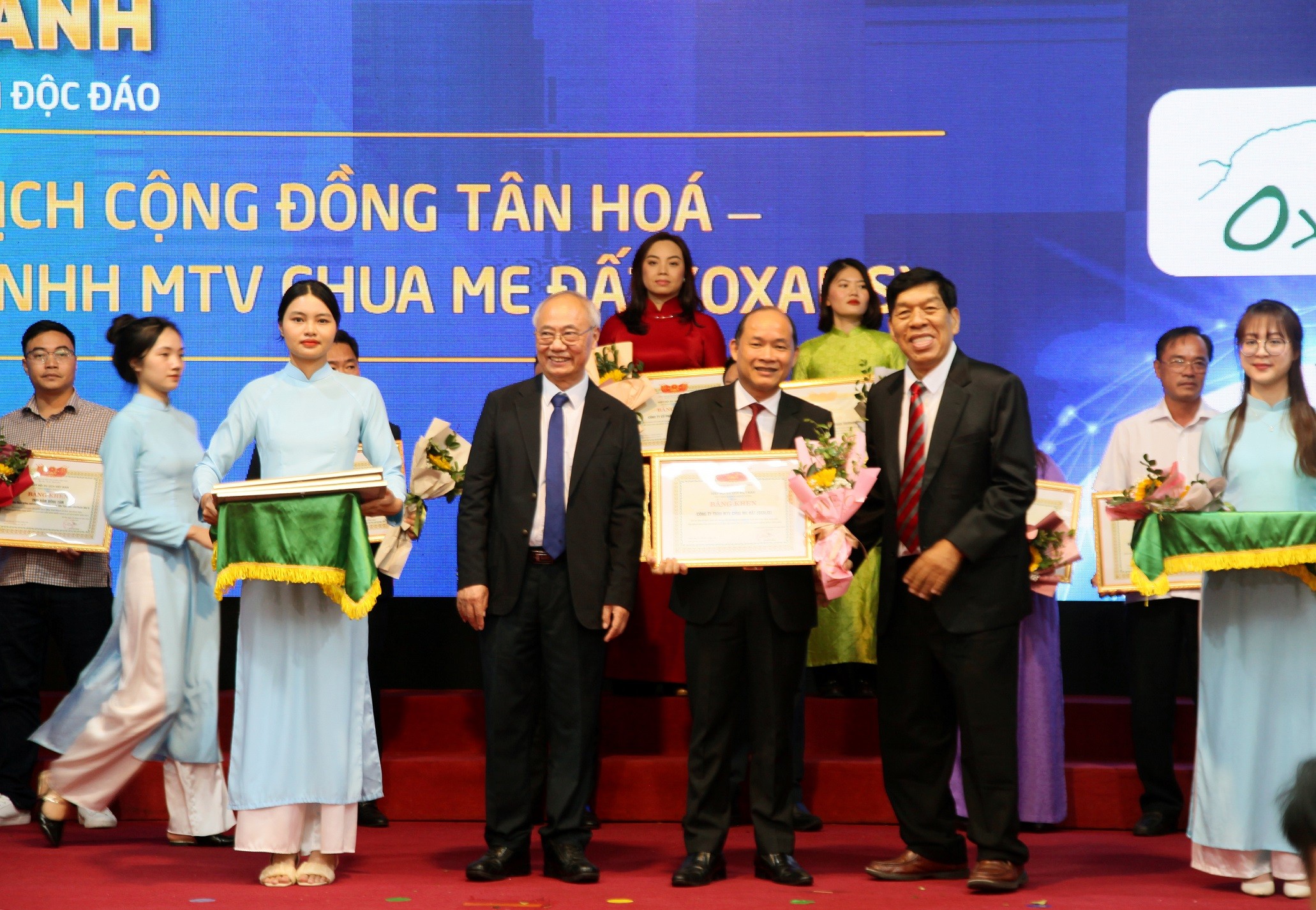 Mạng bán tour du lịch trực tuyến hàng đầu tại Việt Nam | BenThanh Tourist