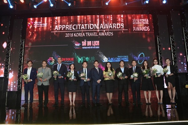 Mạng bán tour du lịch trực tuyến hàng đầu tại Việt Nam | BenThanh Tourist