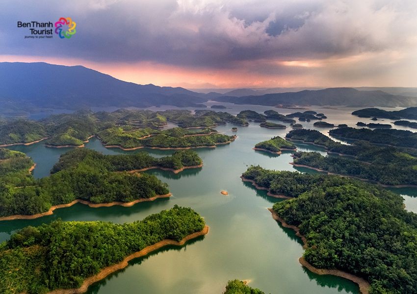 15 trải nghiệm tuyệt vời trong chuyến du ngoạn Hồ Tà Đùng - khám phá "vịnh Hạ Long thu nhỏ" của du lịch Đắk Nông