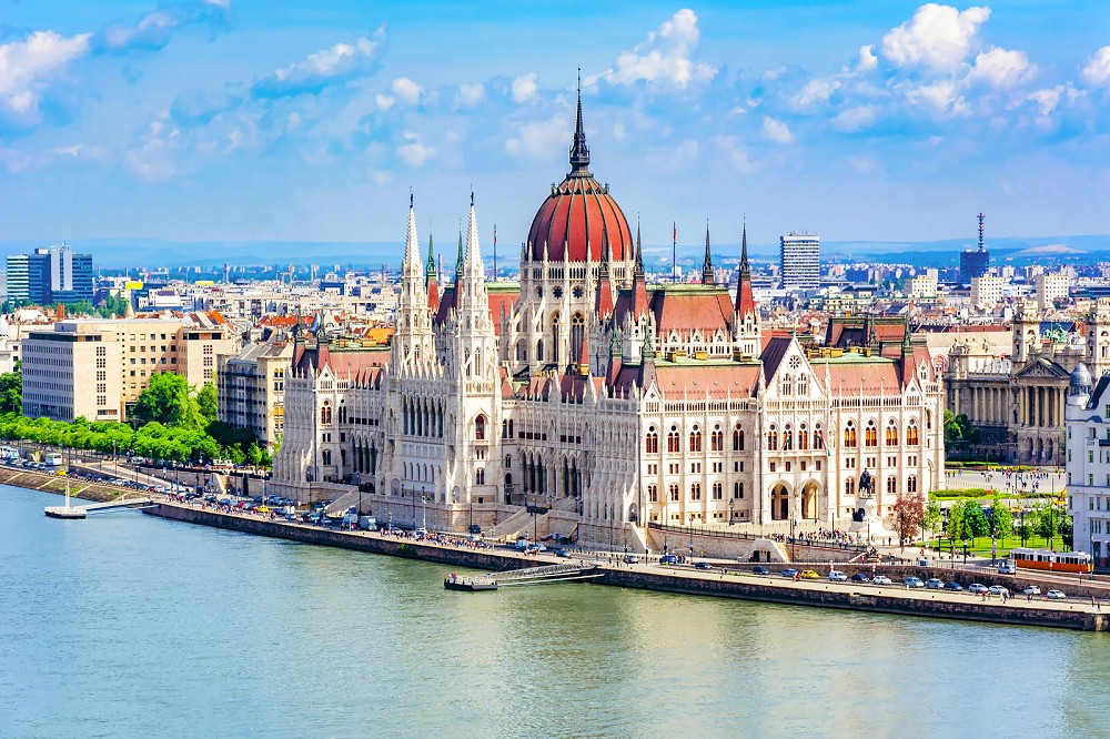 Những món ăn hấp dẫn bạn nhất định phải thử khi du lịch Hungary