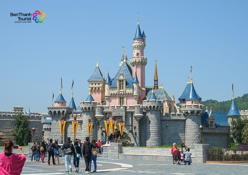 Du Lịch Hong Kong: Bảo Tàng Cố Cung - Tặng Vé Disneyland (KS4*)